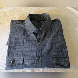 Alifani Blue Short Sleeve Button Up Collared Shirt Two Pockets On Front